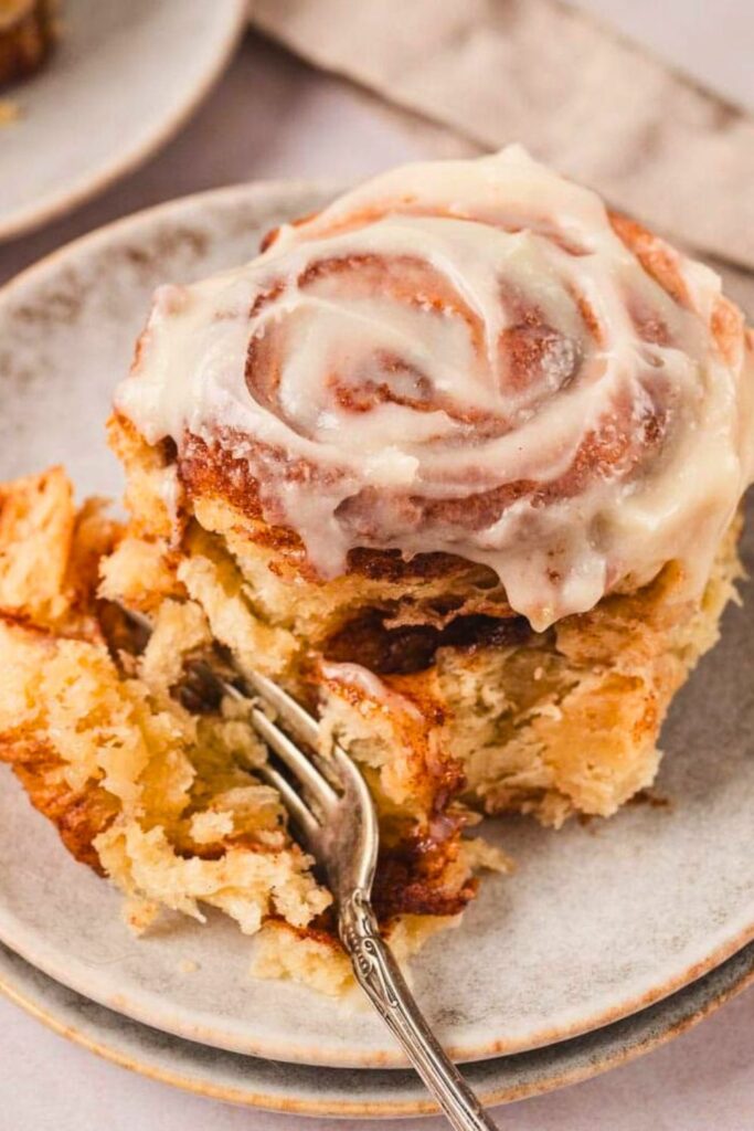 Baked Cinnamon Rolls with Cream Cheese Glaze