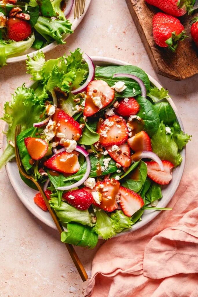 How to Make Strawberry Spinach Salad