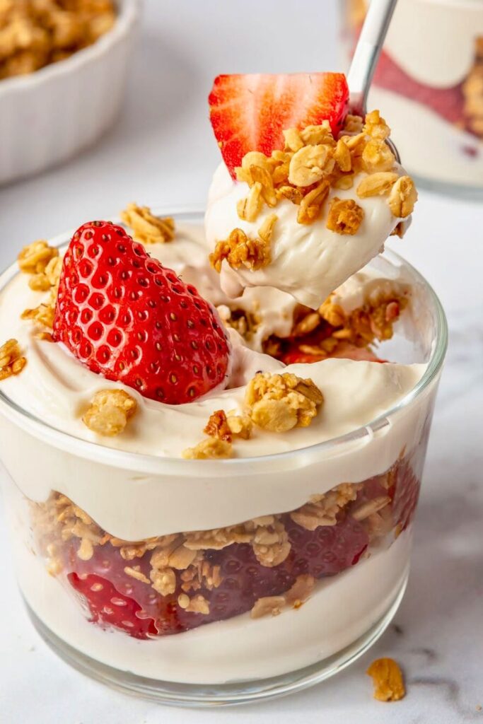 Strawberry Yogurt Parfaits