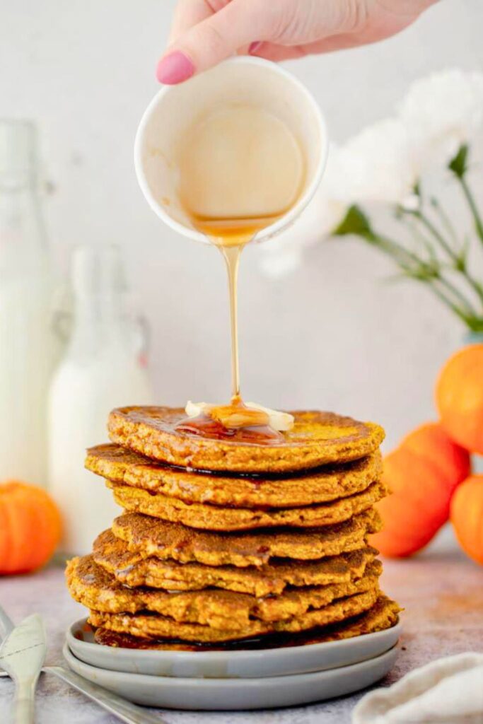 How to Make Pumpkin Pancakes