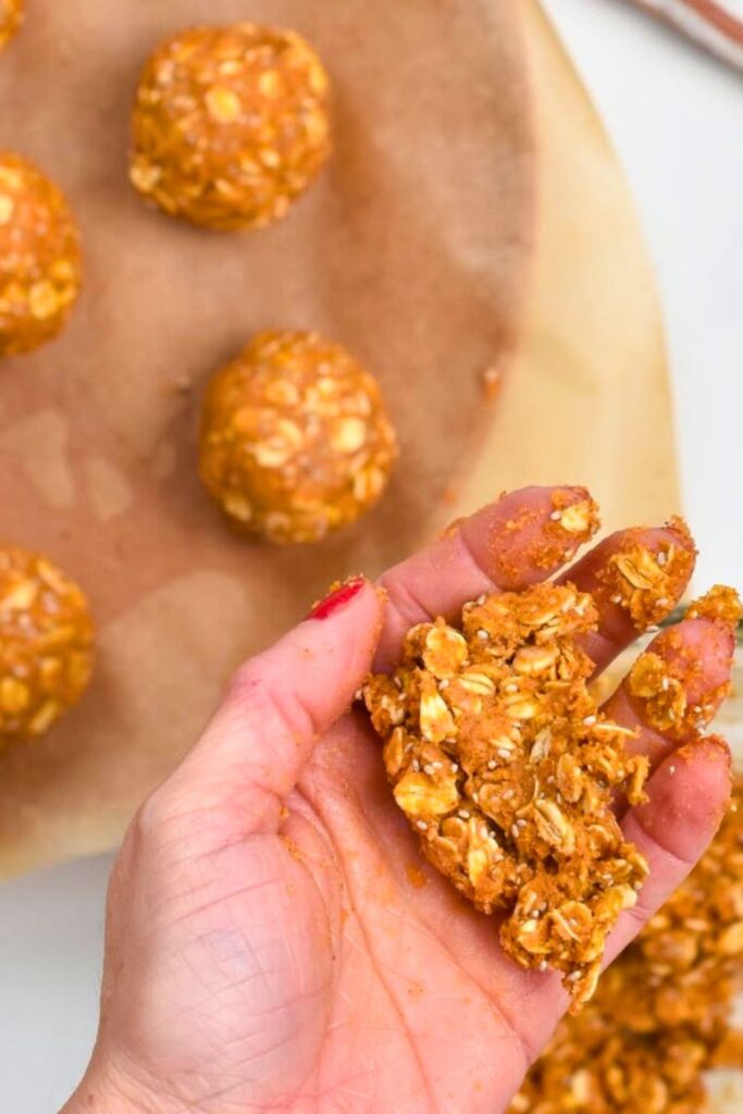 How to Make Pumpkin Protein Balls