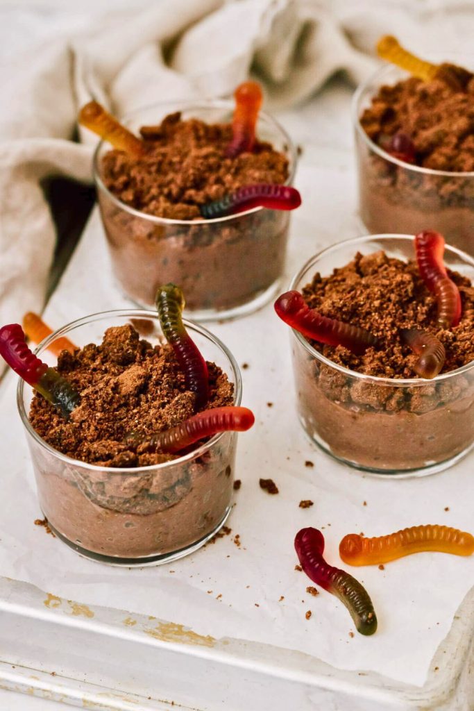 Dirt and Worms Puppy Chow