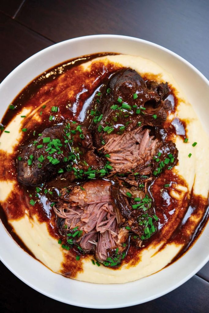 How to Make Braised Beef Short Ribs