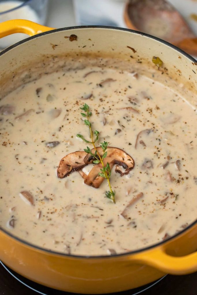 How to Make Creamy Mushroom Soup