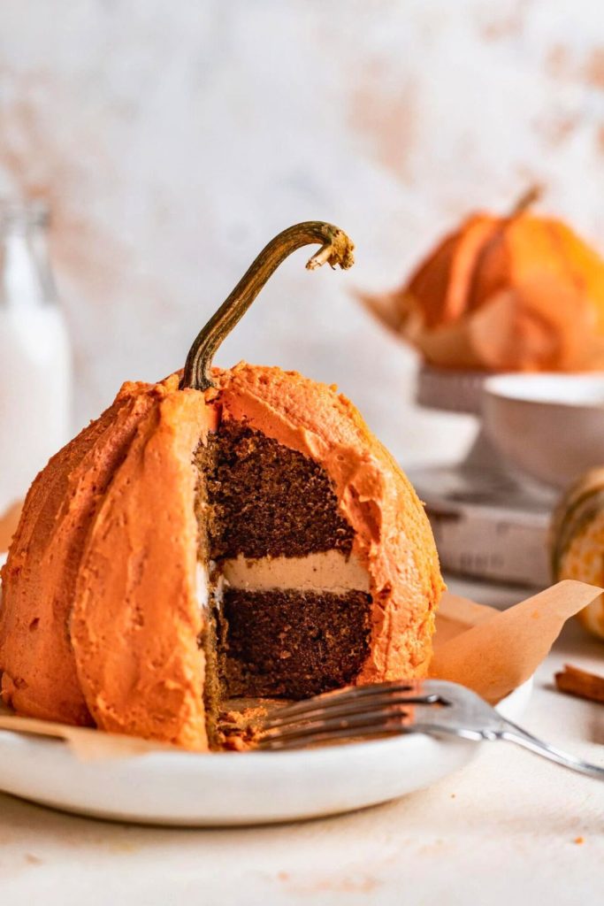 Why You’ll Love This Pumpkin-Shaped Cake