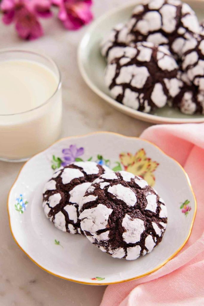Chocolate Crinkle Cookies Serving Ideas