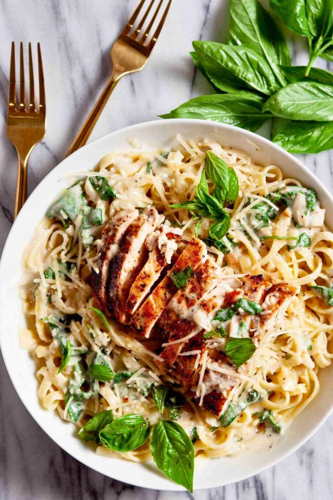 Serving Suggestions of Chicken Alfredo