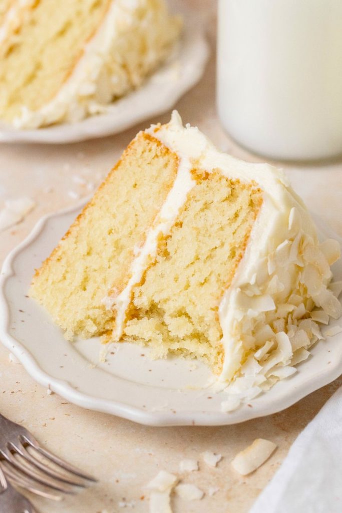 Snowy Coconut Christmas Cake